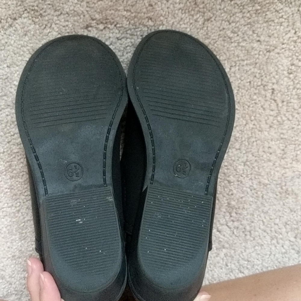 Boots - Picture 3 of 4